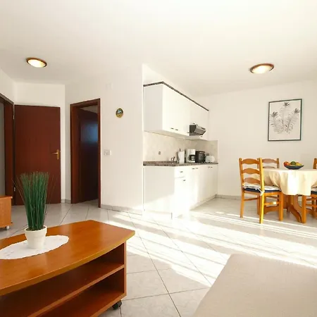 Apartment Fuer 4 Personen Ca 48 Qm In Musalez, Istrien Istrische Riviera Porec